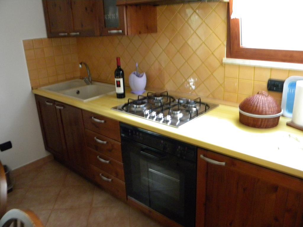 Artistika Golden Apartment Capitana Exterior photo