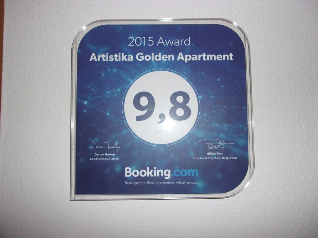 Artistika Golden Apartment Capitana Exterior photo