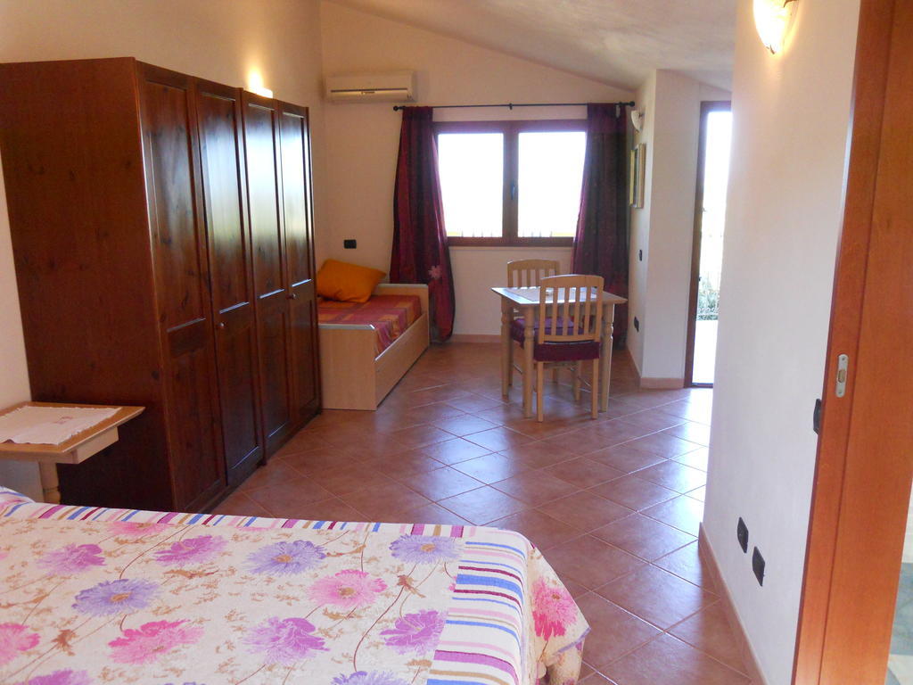 Artistika Golden Apartment Capitana Room photo