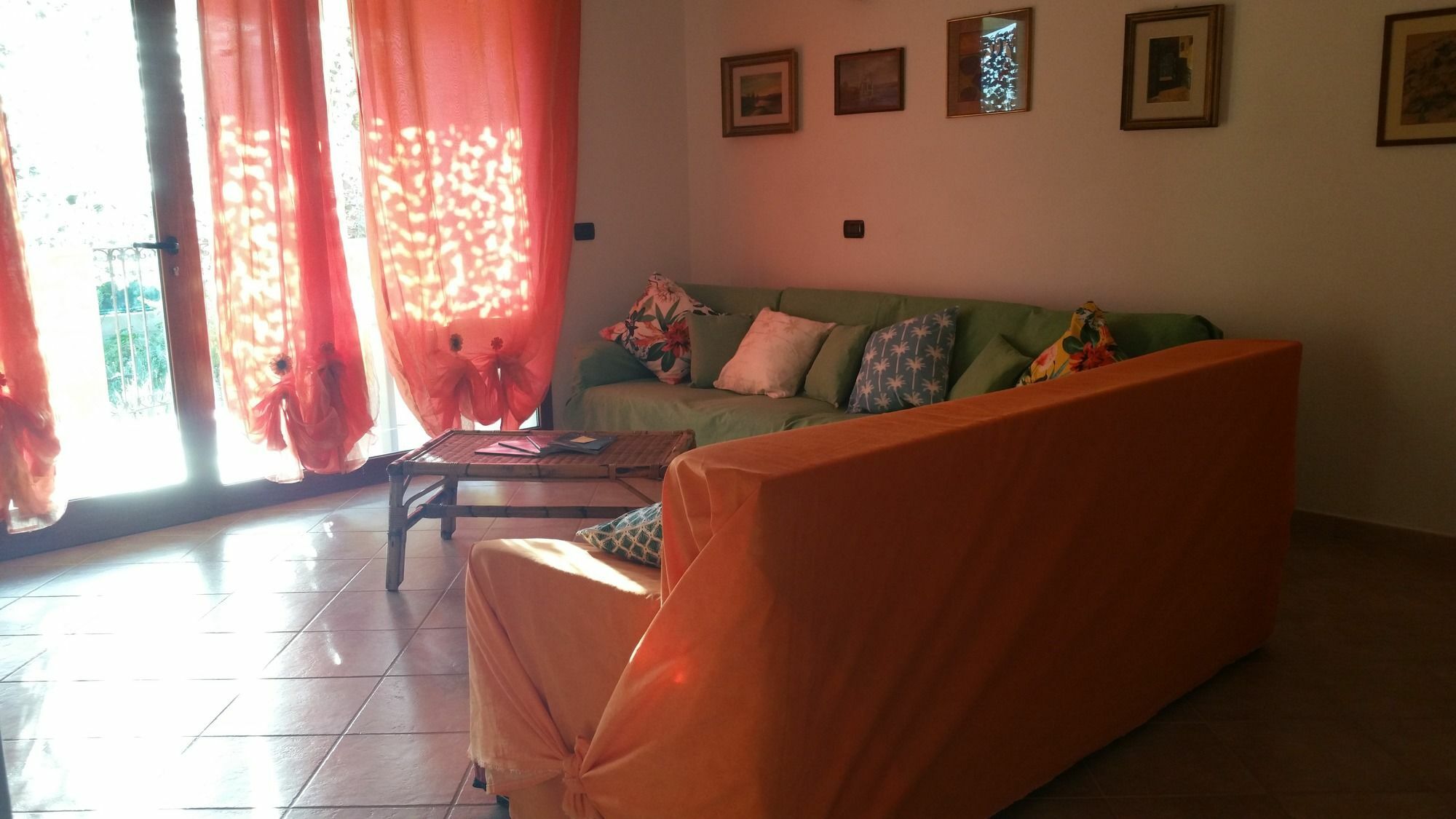 Artistika Golden Apartment Capitana Exterior photo