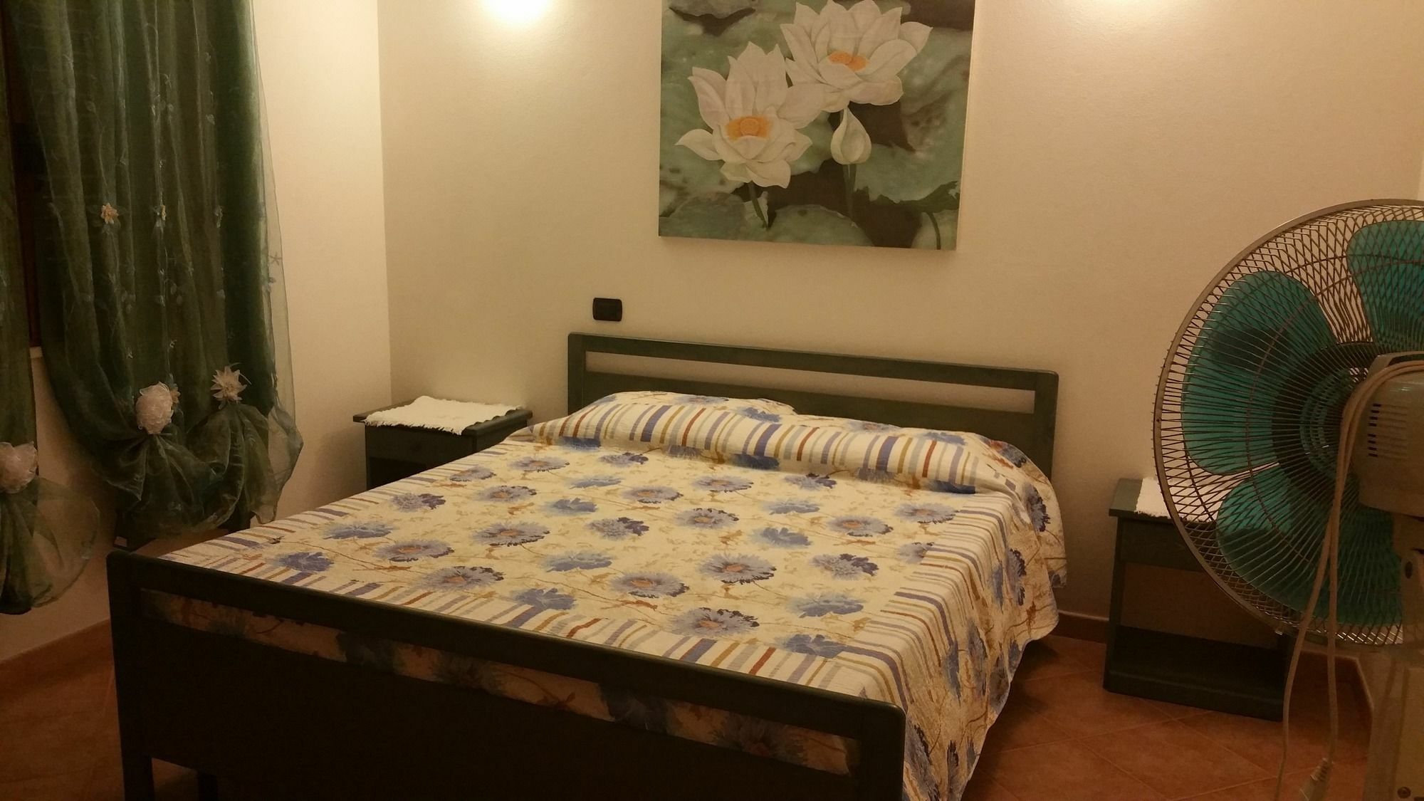 Artistika Golden Apartment Capitana Exterior photo